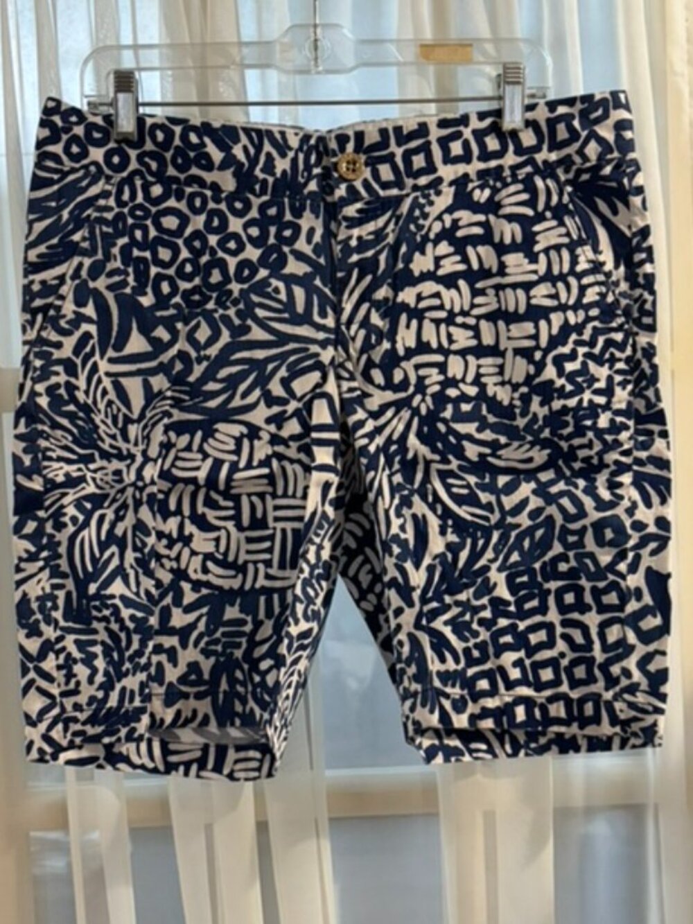 Lilly Pulitzer Chipper Short Indigo Home Slice Size 10